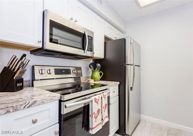 Photo - 372 4th Ave S Unidad 372
