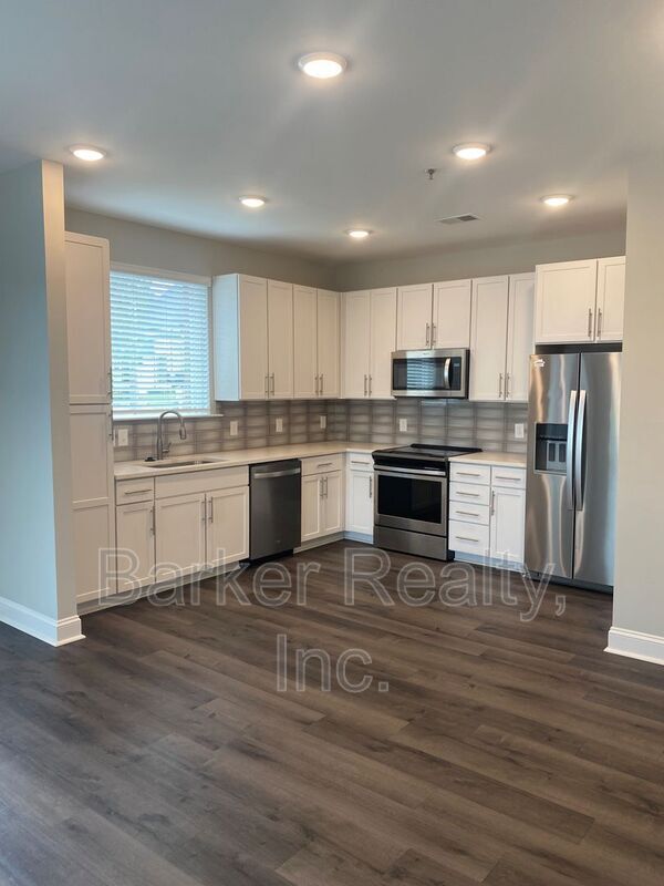 Photo - 414 S White St Unit 206