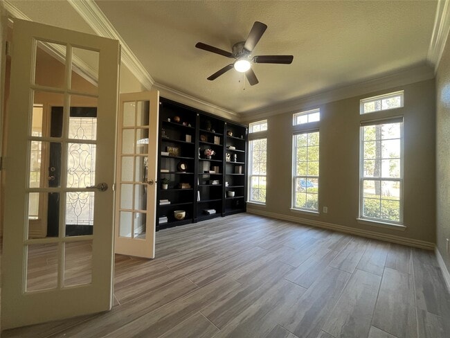 Photo - 66 Fulshear Ct