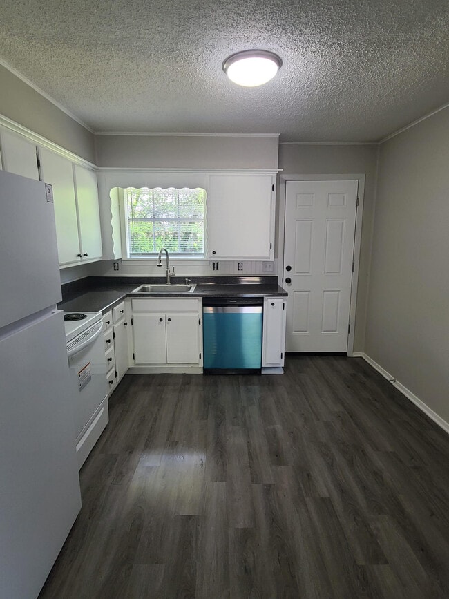 Canton TX Apartments - Canton TX Apartments Unit 100
