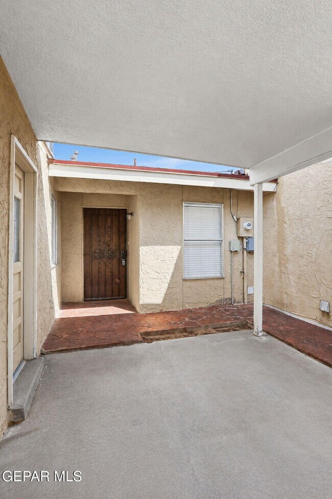 Photo - 3120 Wayside St