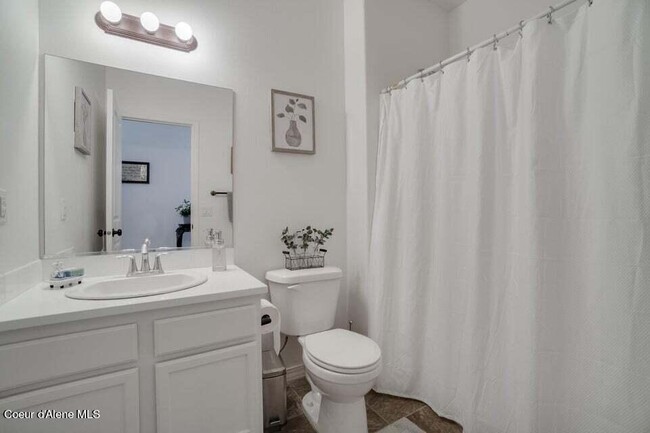 Photo - 7800 McKlinlock St