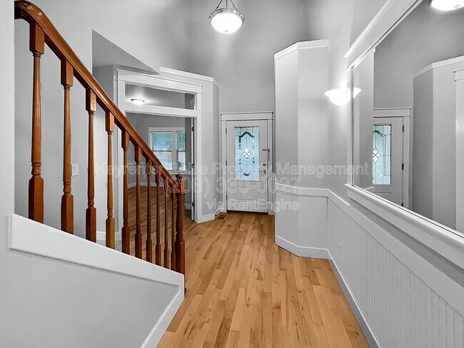 Photo - 2120 N Eagle Creek Ln