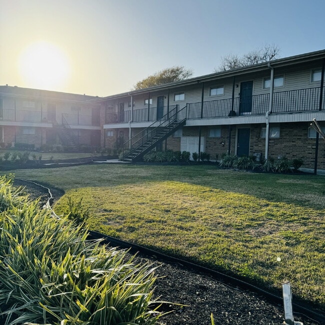 Spacious 2-Bedroom | 1 Bathroom Apartment at The Legacy in Nederland, TX!