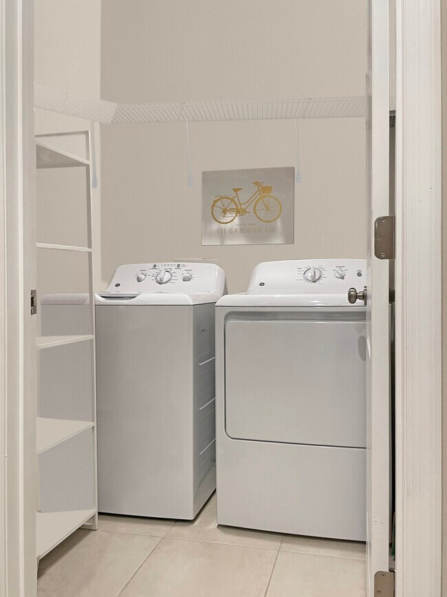 Photo - 307 Millstone Ct