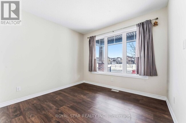 Photo - 284 Ponderosa St