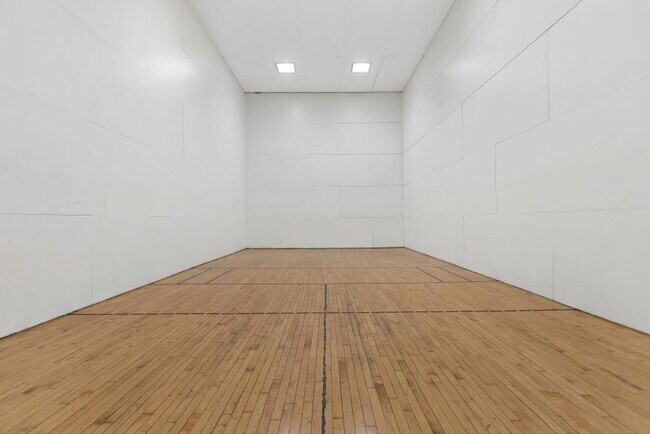 Photo - 1 bedroom in Chicago IL 60611 Unit 717