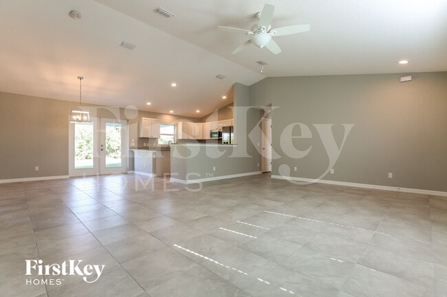 Photo - 11932 Gretchen Ave