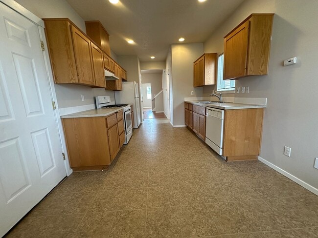 Photo - S0476 Unit 5830