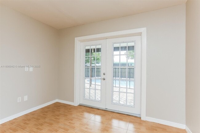 Photo - 7730 NW 39th St