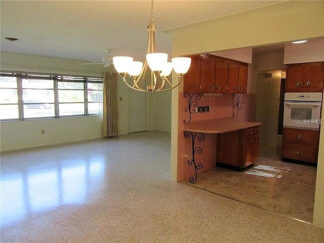 Photo - 5800 21st Ave. S