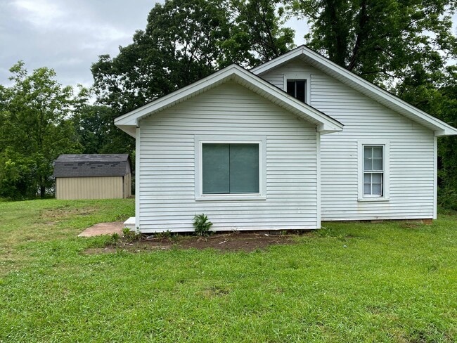 Photo - 317 Watlington Rd House