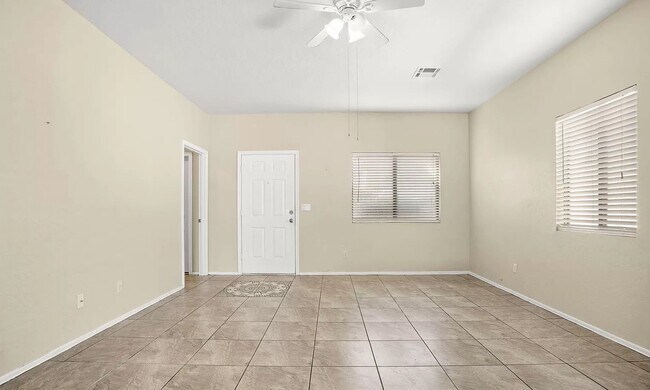 Photo - 1006 W St Anne Ave