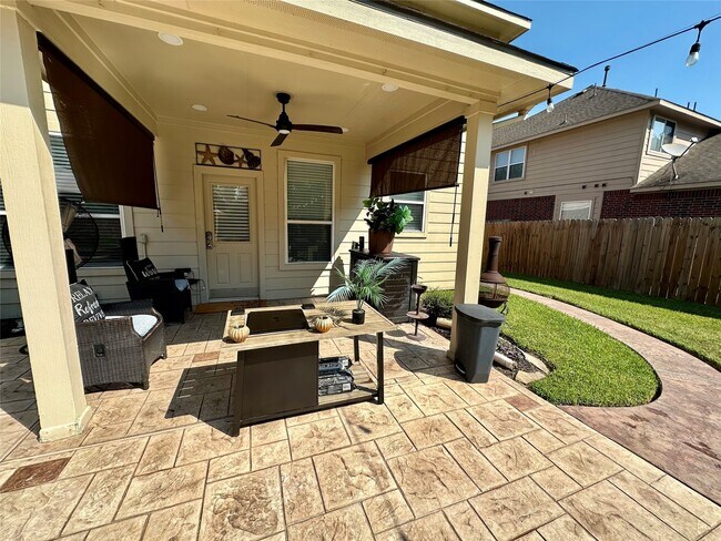 Photo - 9102 Rolling Rapids Rd