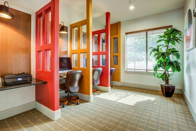 Business Center - Legacy Brooks