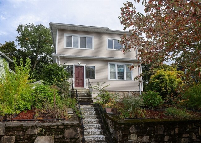 Photo - 16 Holland Rd Unit 2