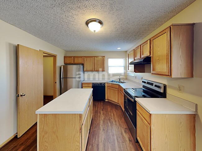 Photo - 3184 Legion Ln