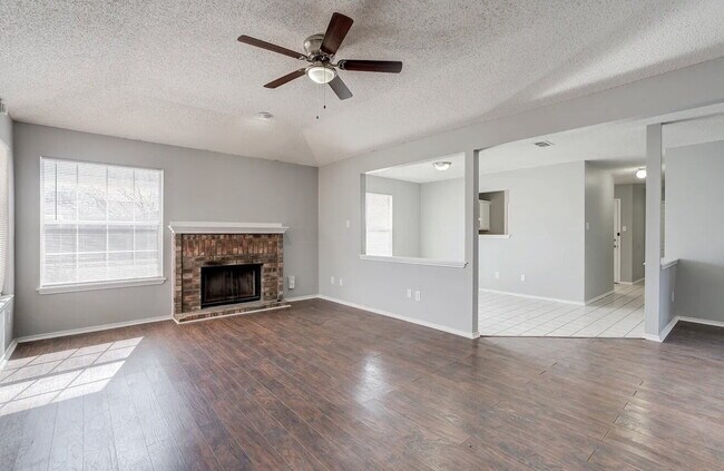 Photo - "Charming 3-Bed, 2-Bath Home in Lubbock - 1509 Sq Ft of Comfortable Living!"