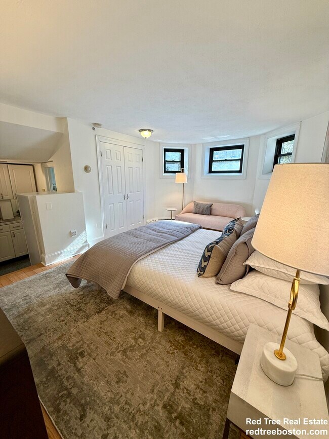 Photo - 111 Jersey St