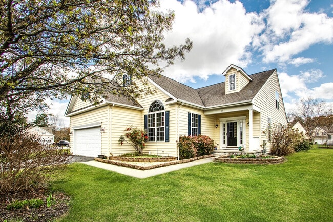 Building Photo - 30 Wanoma Cir