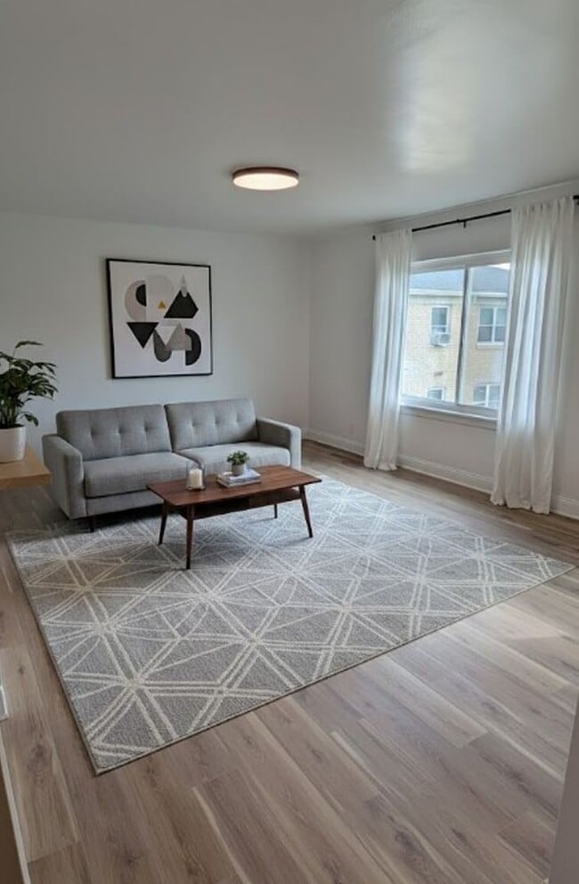 247-247 Parkview Blvd Unit 247