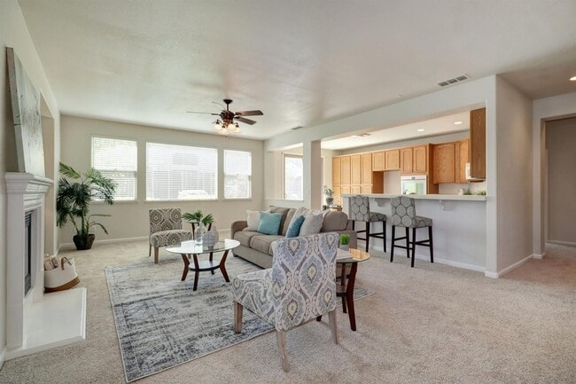 Photo - 1996 St Patrick Ln