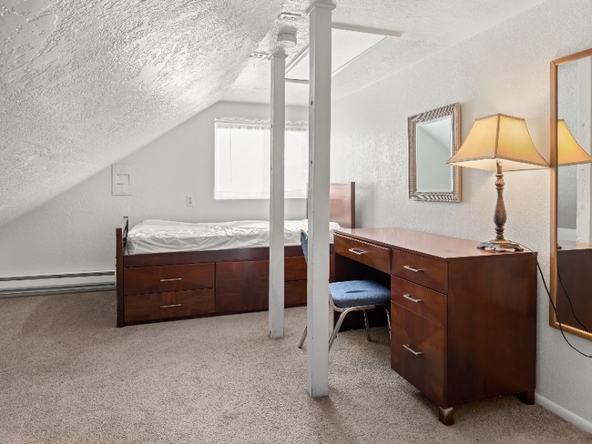 Building Photo - 544 E 600 N