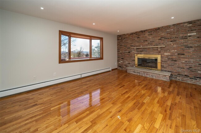 Photo - 62 Walter Dr