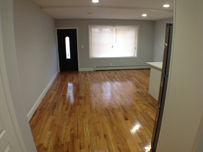 Photo - 21222 Murdock Ave Unit 1