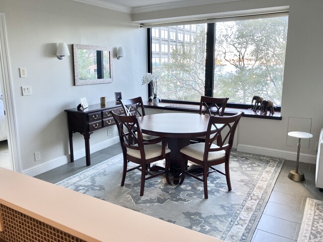 Photo - 65 E India Row Unidad 4E