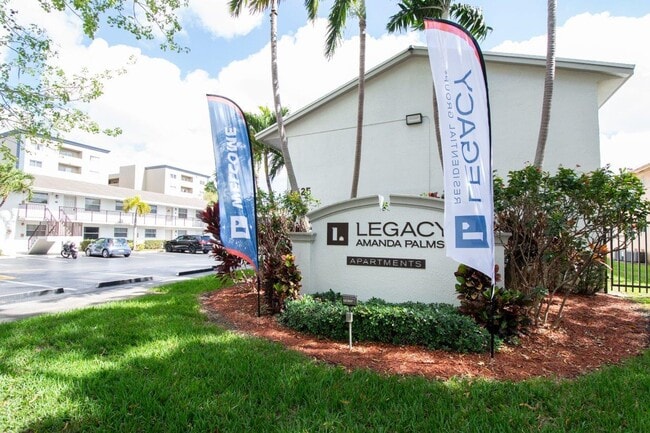 Building Photo - Legacy Amanda Palms
