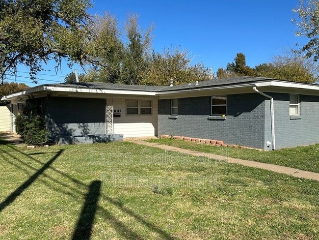 Photo - 2641 SW 57th St