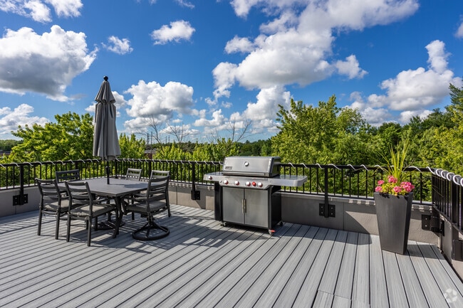 Rooftop Deck