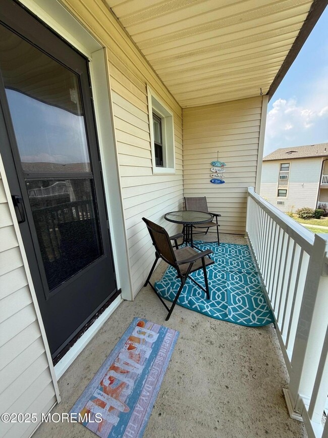 Photo - 42 Wharfside Dr
