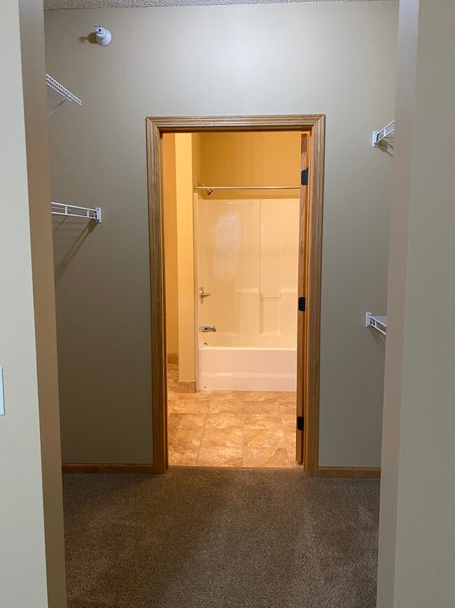 6240 3B 2B vestidor principal - Kensington