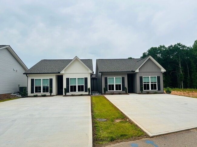 Vicars Construction LLC - Vicars Construction LLC Apartment Unit 190B Mill Street