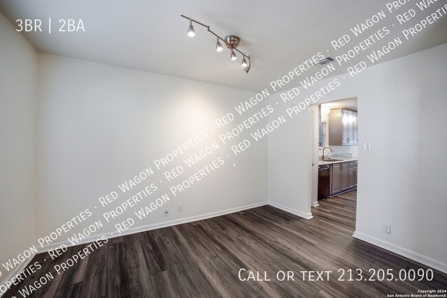 Photo - 13906 Tangle Tree St