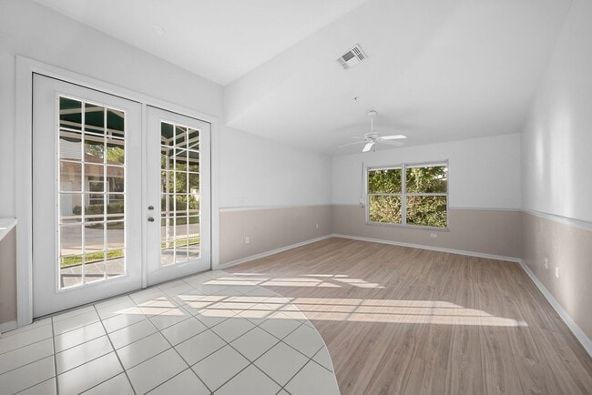 Photo - Annual Rental in Briarwood - 3 Bed 2 Bath Condo Unit 1101