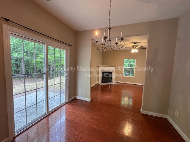 Photo - 912 Spring Meadow Dr