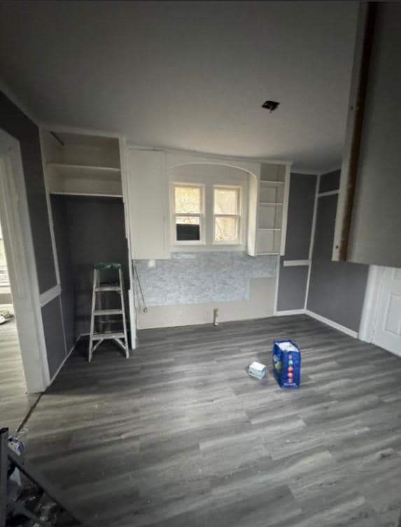 Photo - 114 S Carbon St