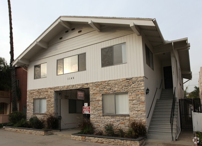 Photo - 1145 E 1st St