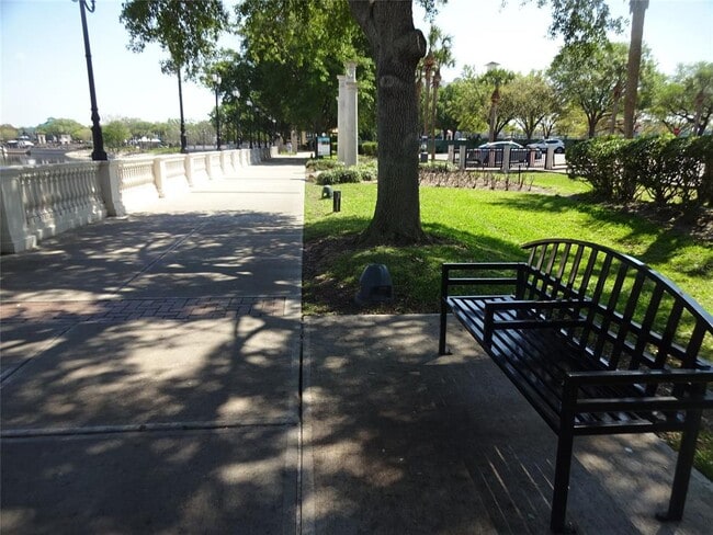 Photo - 123 BLUE POINT Way Unit 100