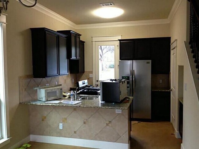 Photo - 4420 Red River St