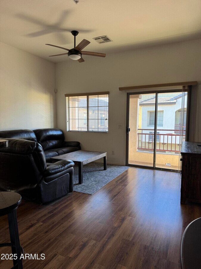 Photo - 2725 E Mine Creek Rd