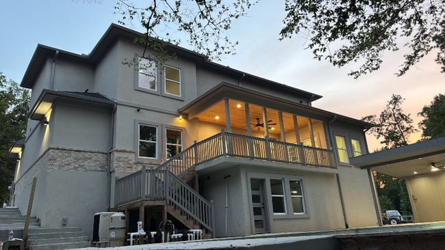 Building Photo - 6110 E Bluff Dr Rental