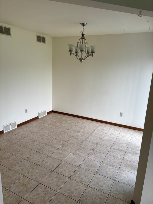 Photo - 308 Lexington Dr Unit 308