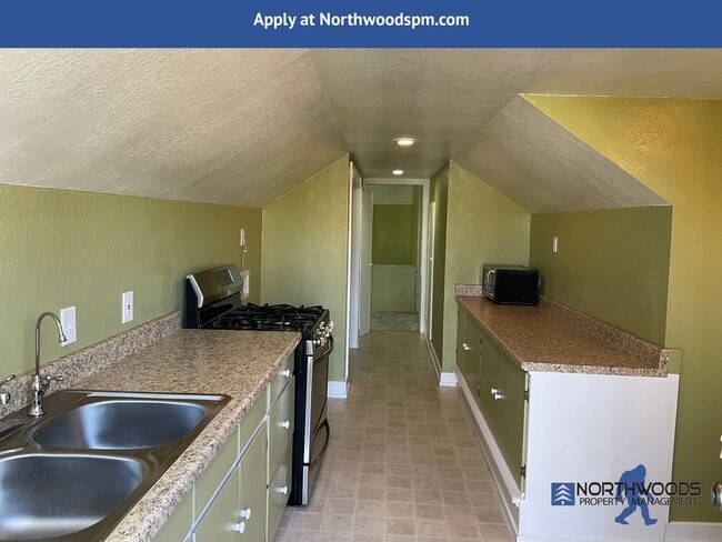 Photo - Very Cute 1 bed 1 bath upstairs unit, with...