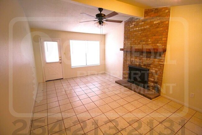 Photo - 1108 Charisse St