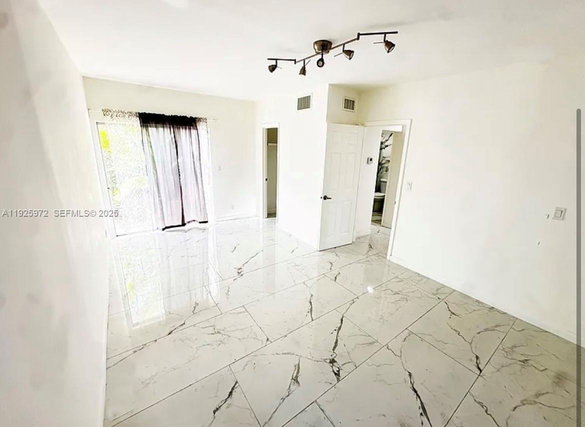 Photo - 2646 Polk St Unit 4