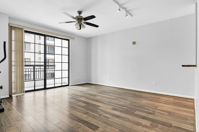 Photo - 233 S Federal Hwy Unit 604